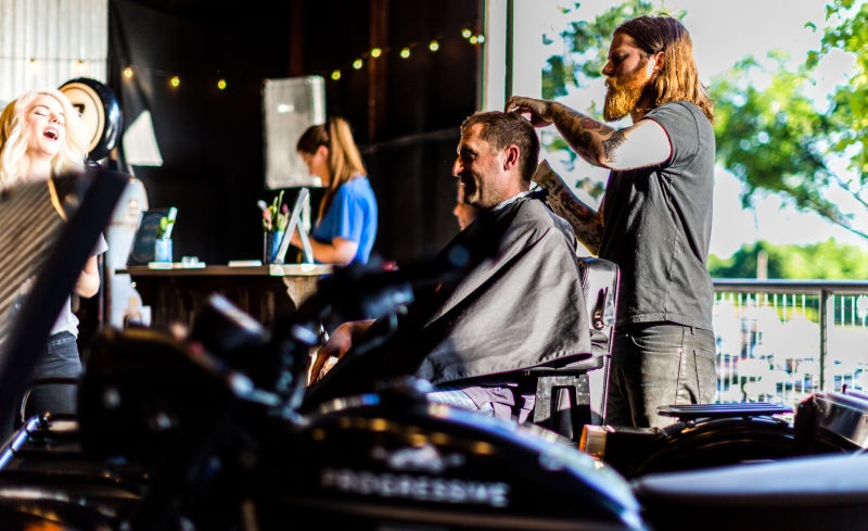 Xuong mo to do Revival Cycles anh 11