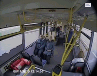 9 luu y de han che rui ro khi di xe khach duong dai hinh anh