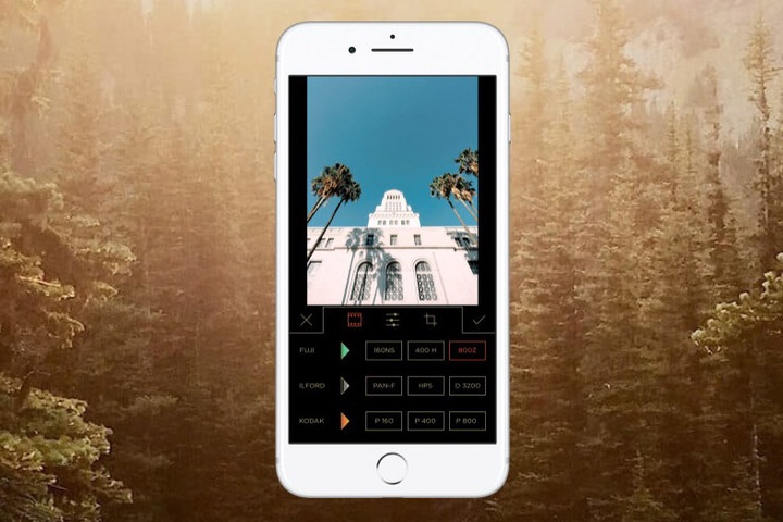 5 ung dung chup anh tren iPhone cho chat mau co dien hinh anh