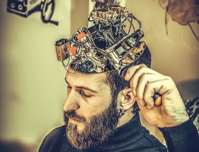 Cay chip SoC vao nao nguoi de dieu tri benh hinh anh