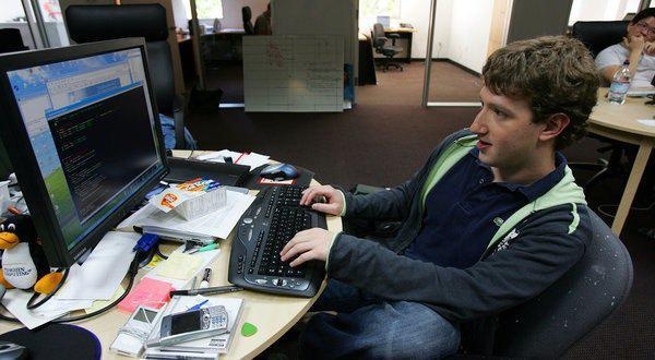 Day chinh la san pham dau tay cua ty phu Facebook hinh anh