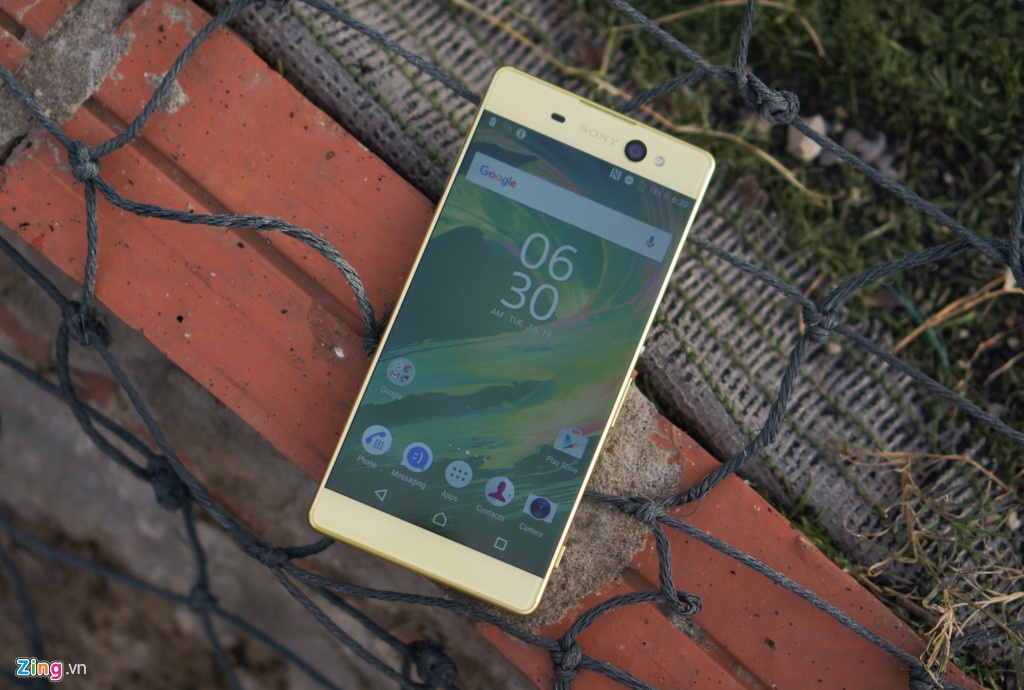 Dien thoai selfie tam trung anh 8