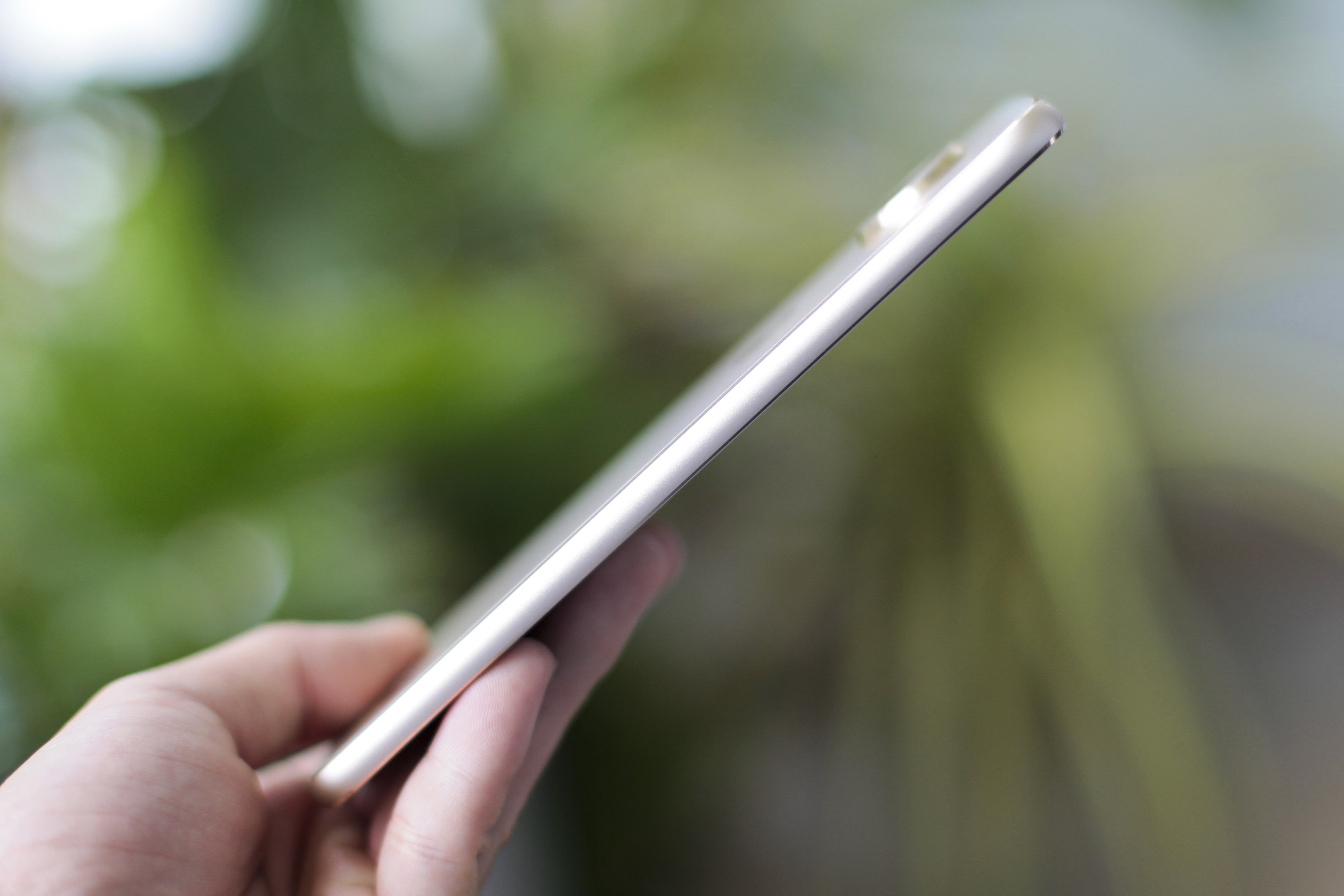 Moto Z2 Play gia 10, 9 trieu anh 3