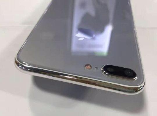 Lo anh iPhone 7s Plus voi vo kinh hinh anh