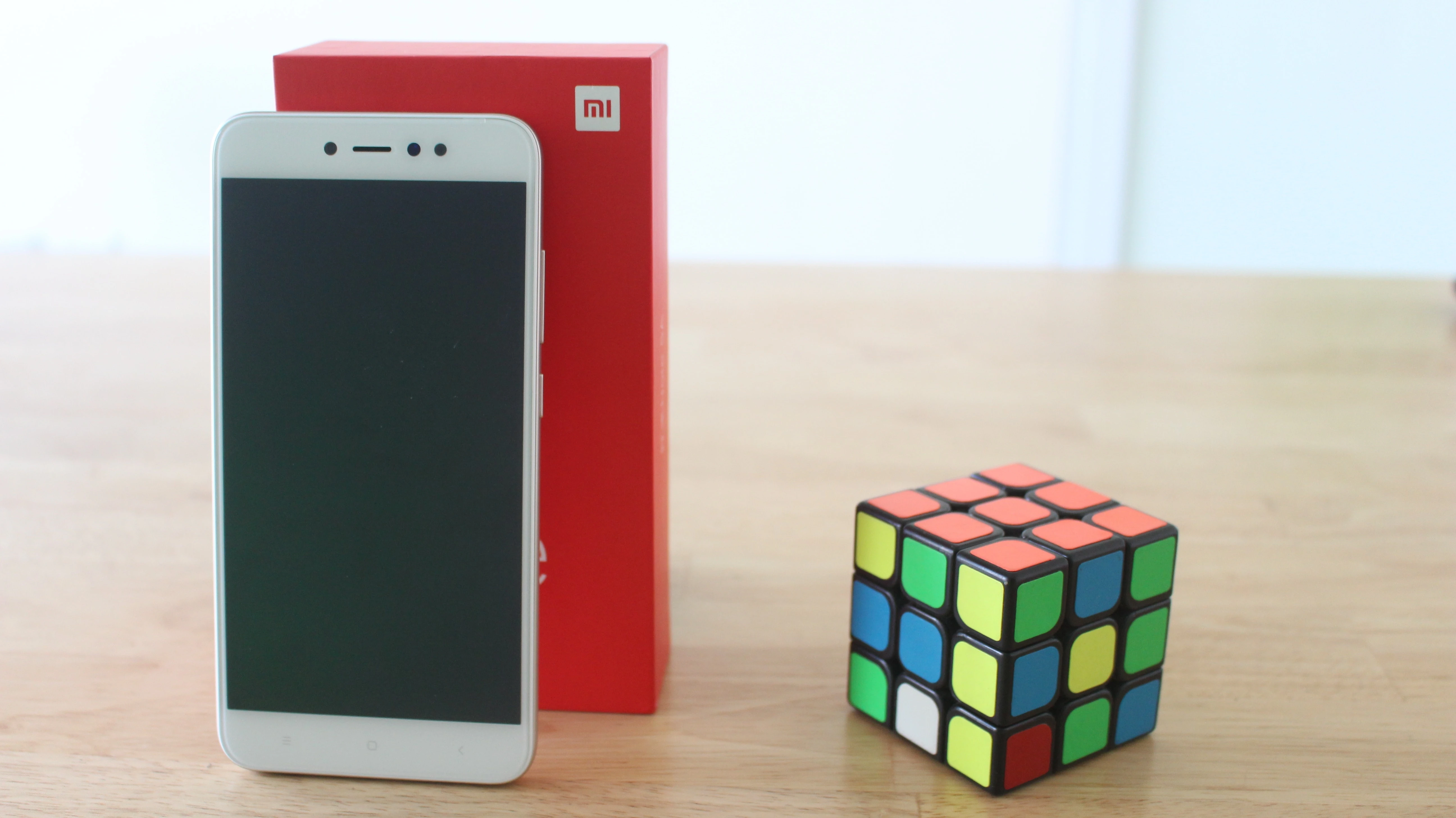 mo hop Xiaomi note 5A anh 1