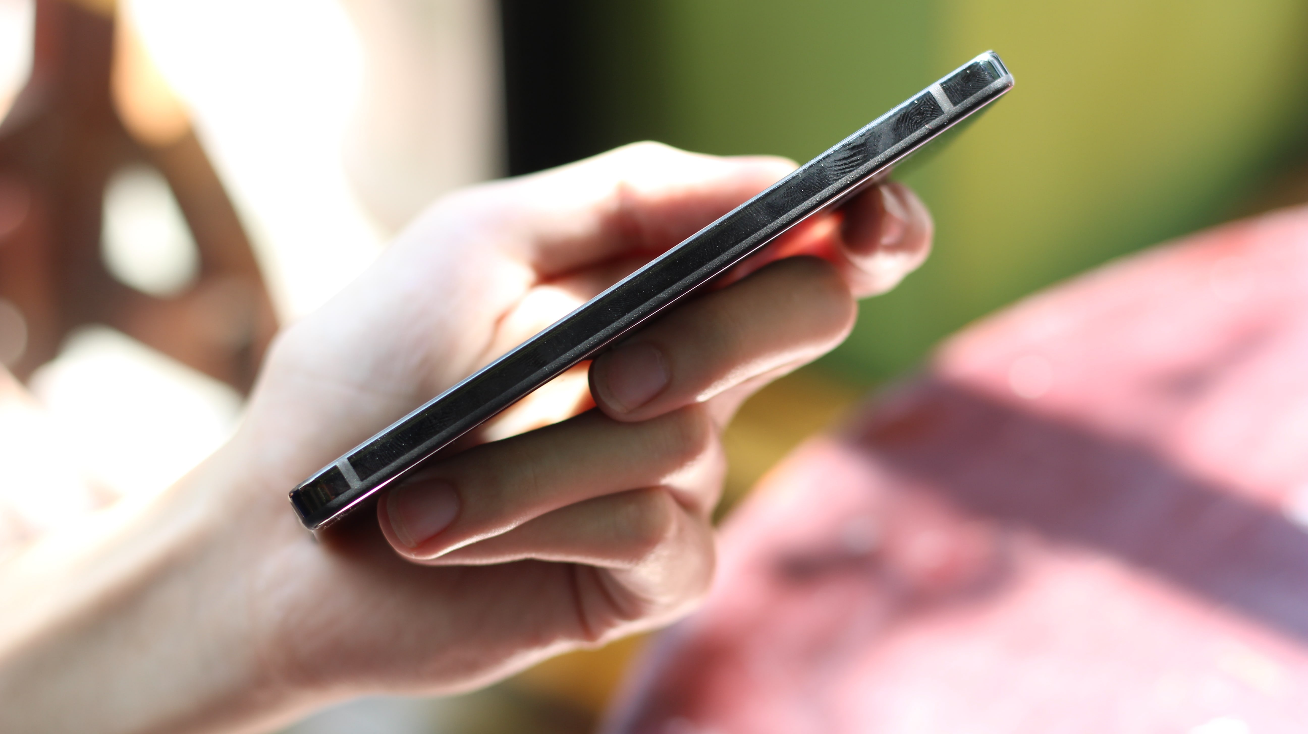 trai nghiem essential phone anh 7