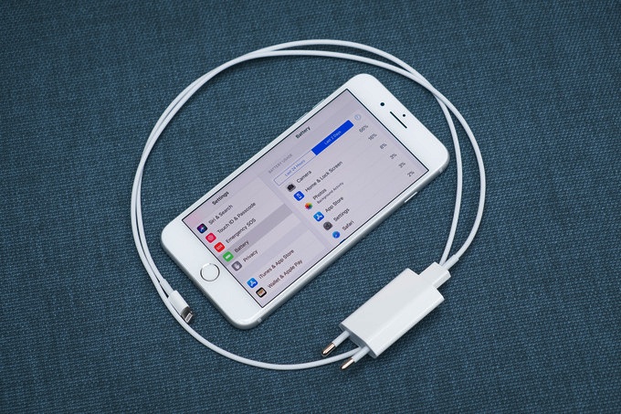 iPhone 8 Plus co thoi luong pin vuot xa doi thu hinh anh