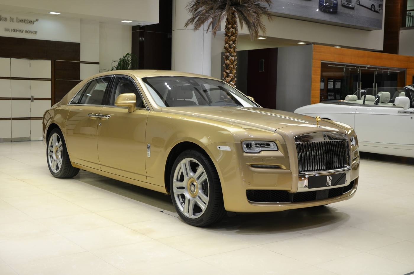 Rolls-Royce ra mat Ghost ''Oasis Edition'' anh 1