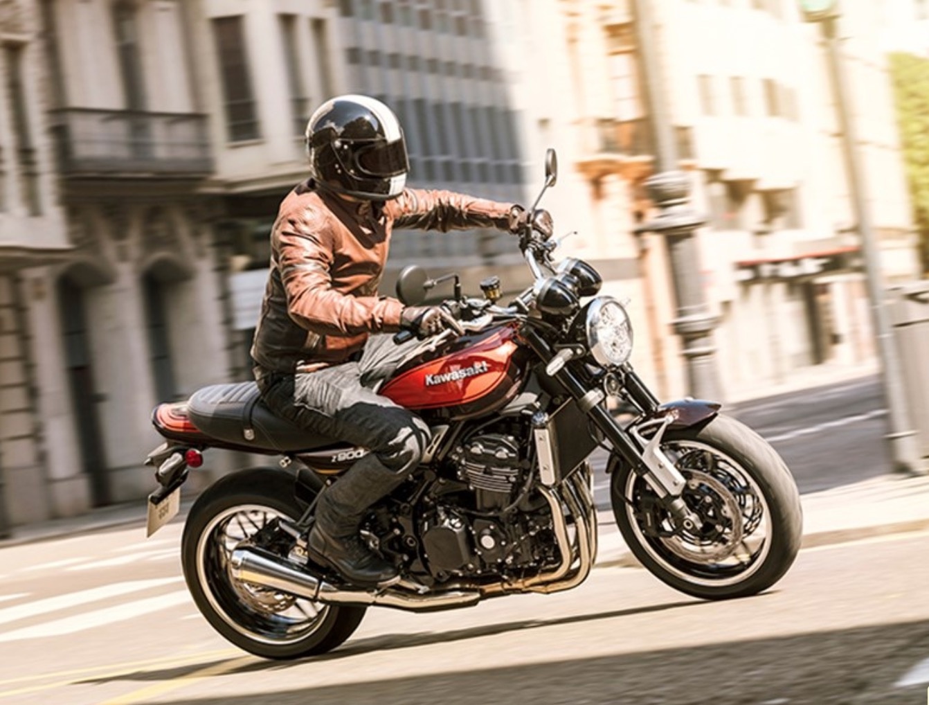 Kawasaki chinh thuc ven man naked bike hoai co Z900RS hinh anh
