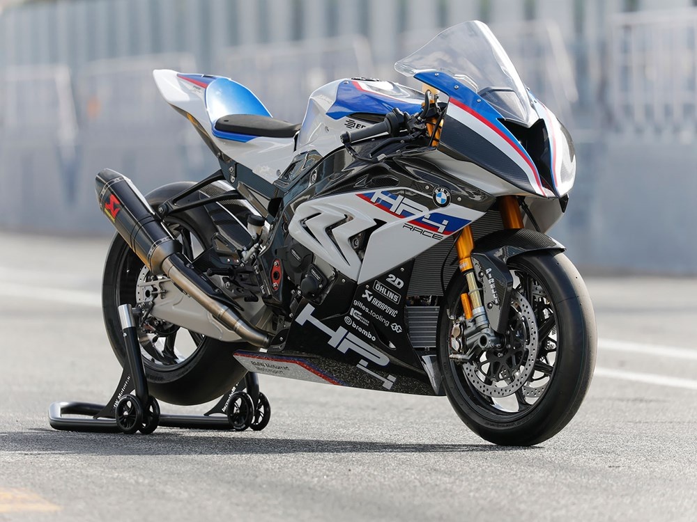BMW HP4 Race gia 2,8 ty tai Malaysia hinh anh