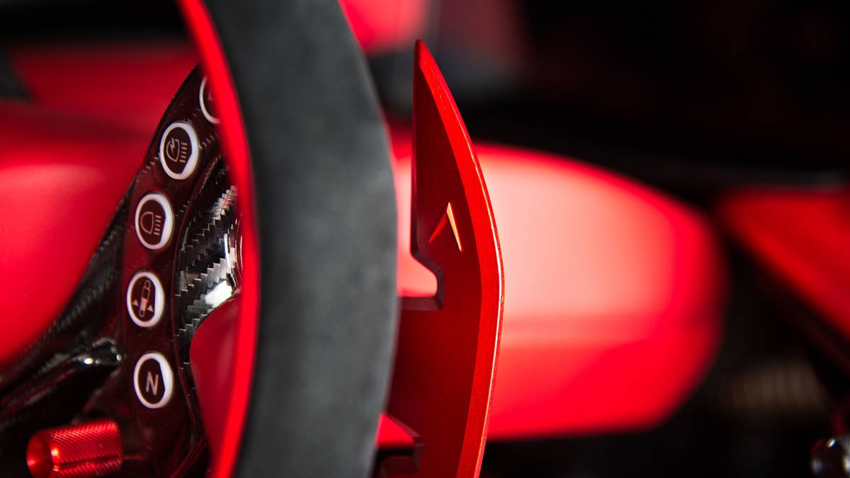 Sieu xe Apollo Intensa Emozione trinh lang anh 5