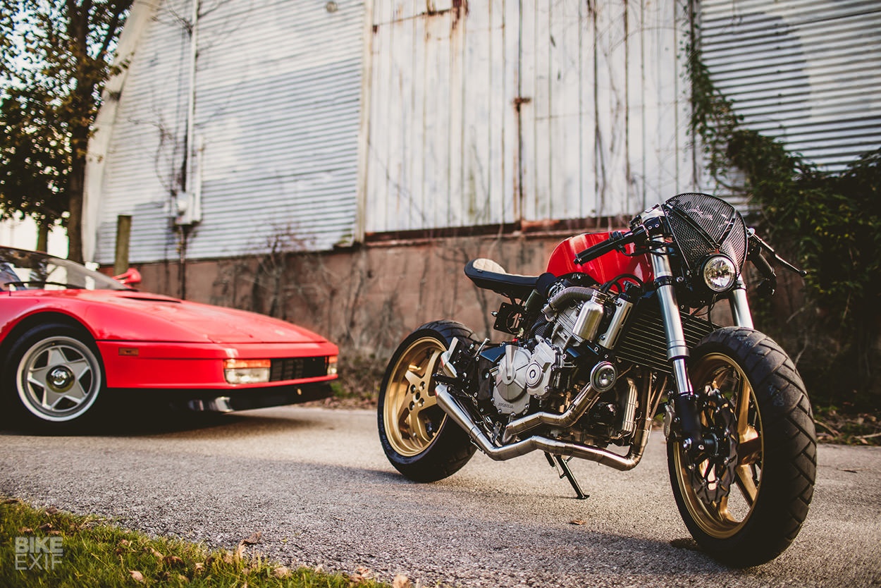 Honda CB600F do cafe racer dung iPhone lam dong ho hinh anh