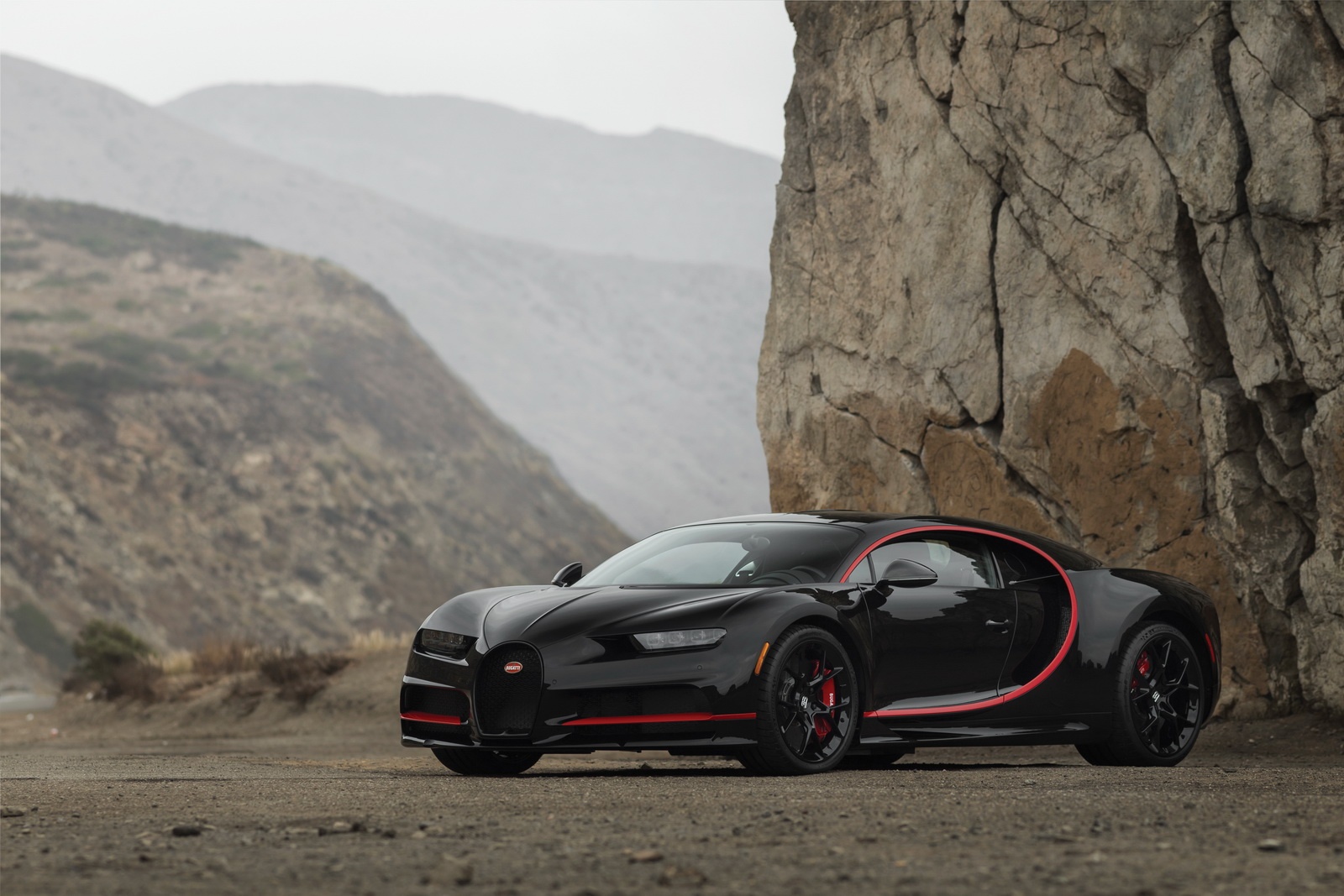 Bugatti Chiron phien ban Nguoi doi co gia 4 trieu USD hinh anh