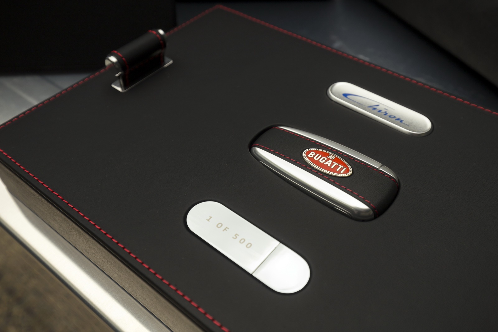 Bugatti Chiron phien ban Nguoi doi gia 4 trieu USD anh 11