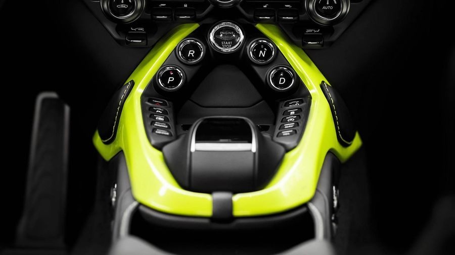 Aston Martin Vantage 2019 - pha bo moi gioi han anh 5