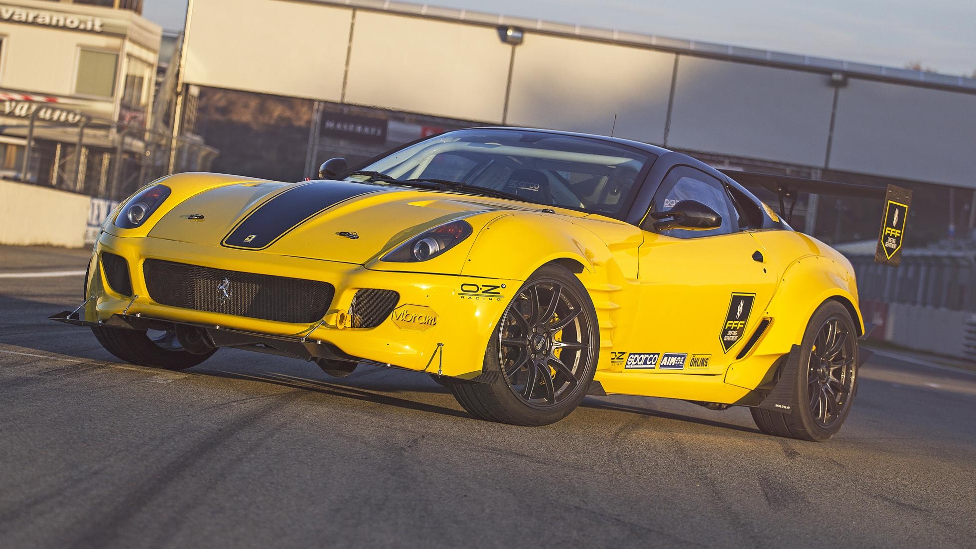 Ferrari 599 GTB Fiorano do hon 900 ma luc hinh anh