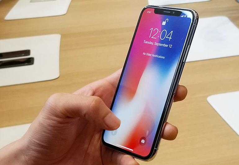 Nho iPhone X, Apple co the ban 90 trieu may quy nay hinh anh
