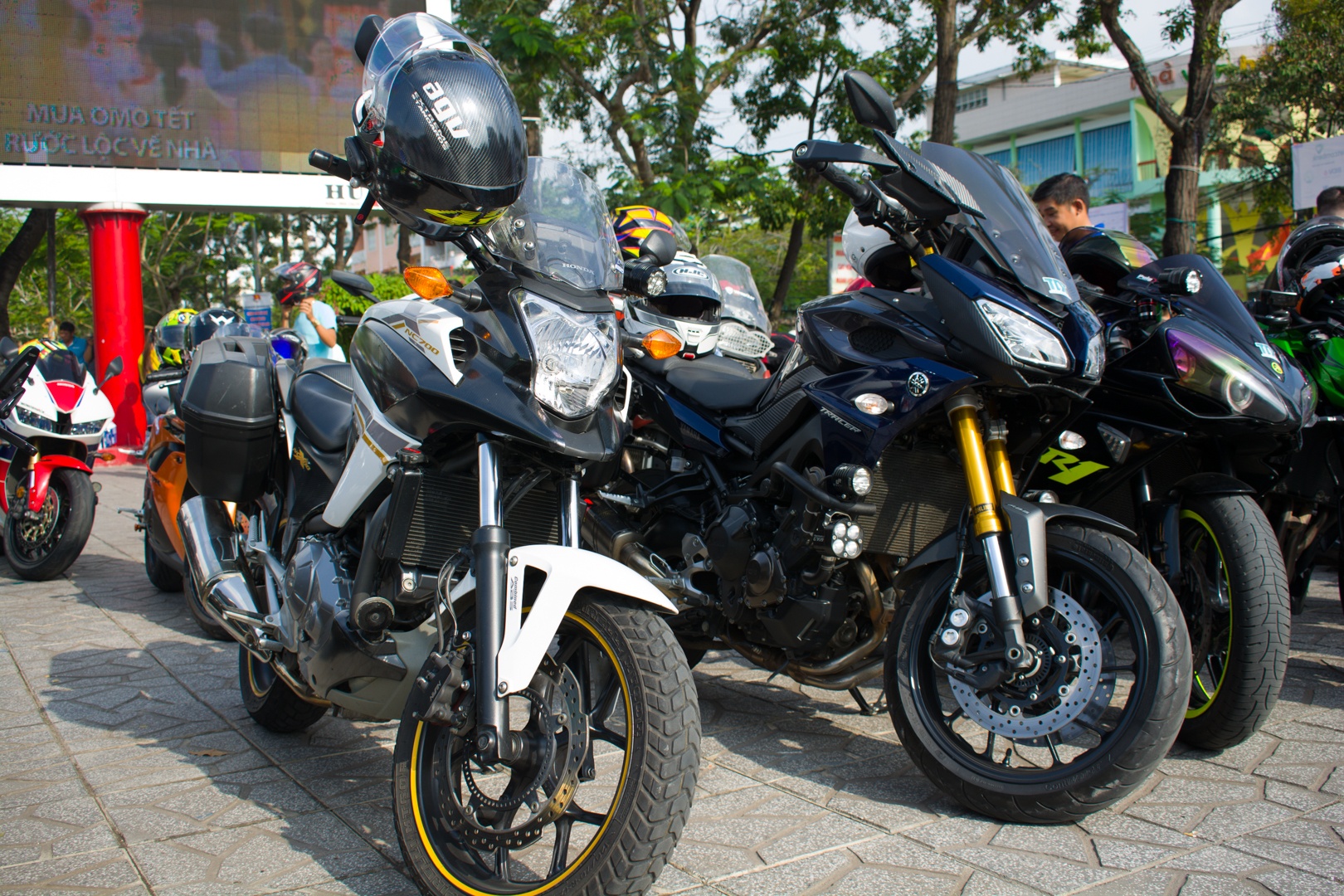 Hon 300 moto tu hop tai Can Tho anh 14