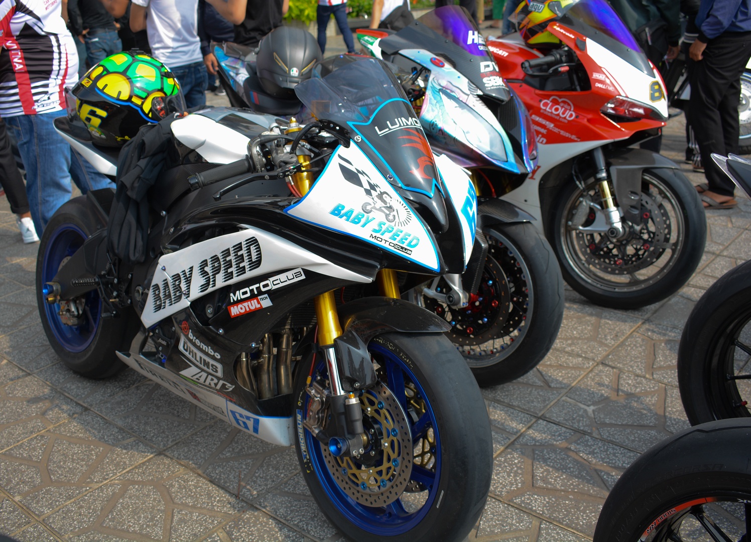 Hon 300 moto tu hop tai Can Tho anh 10