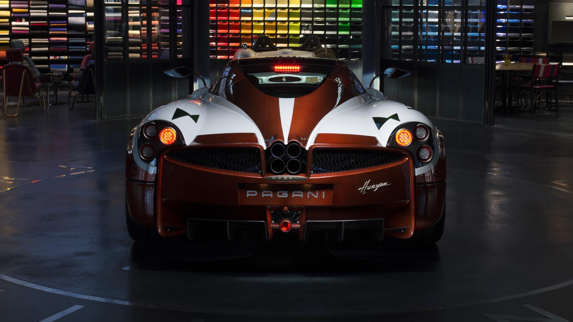 Pagani Huayra Lampo ra mat anh 5