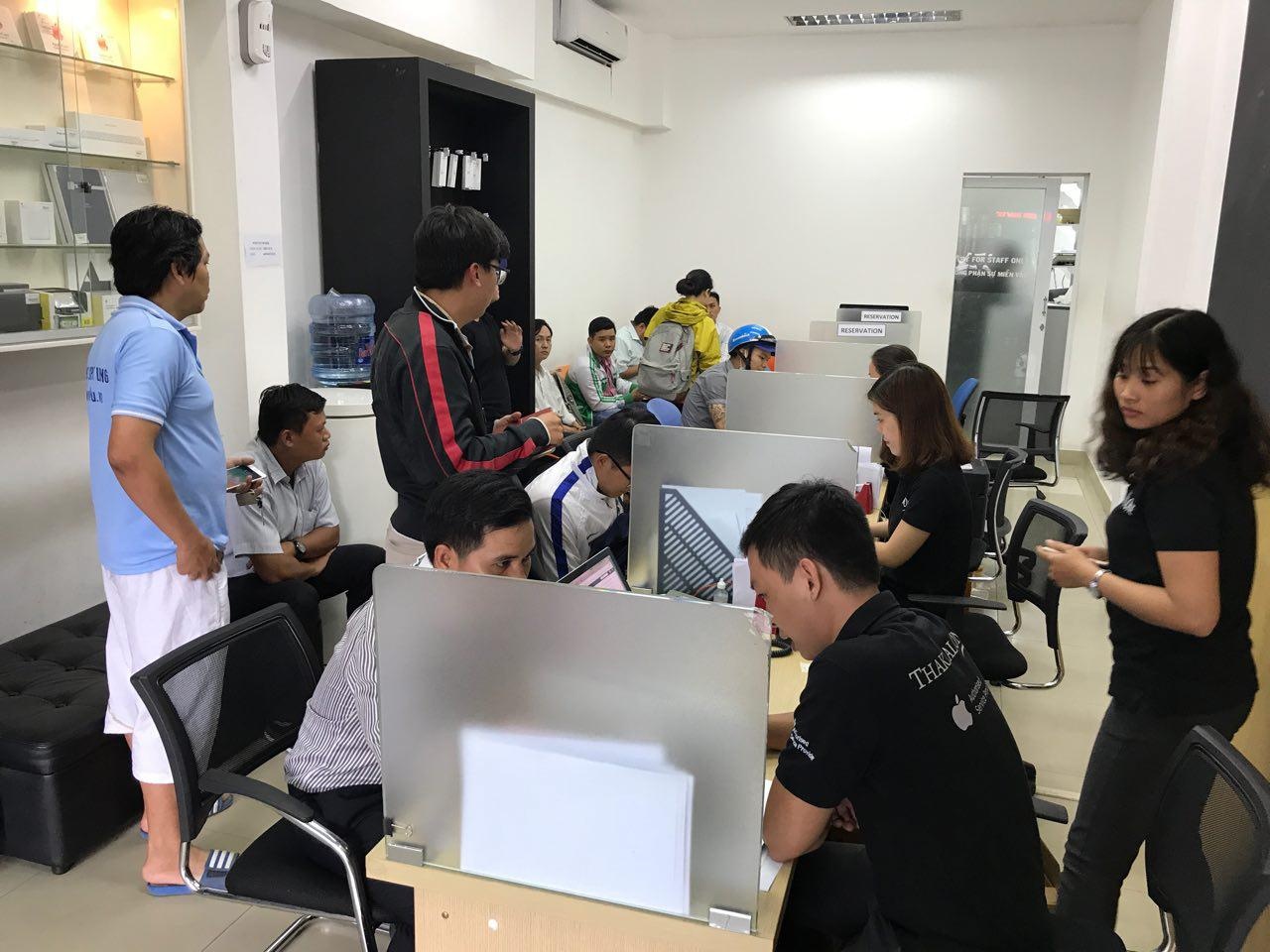 doi pin iPhone cu anh 2