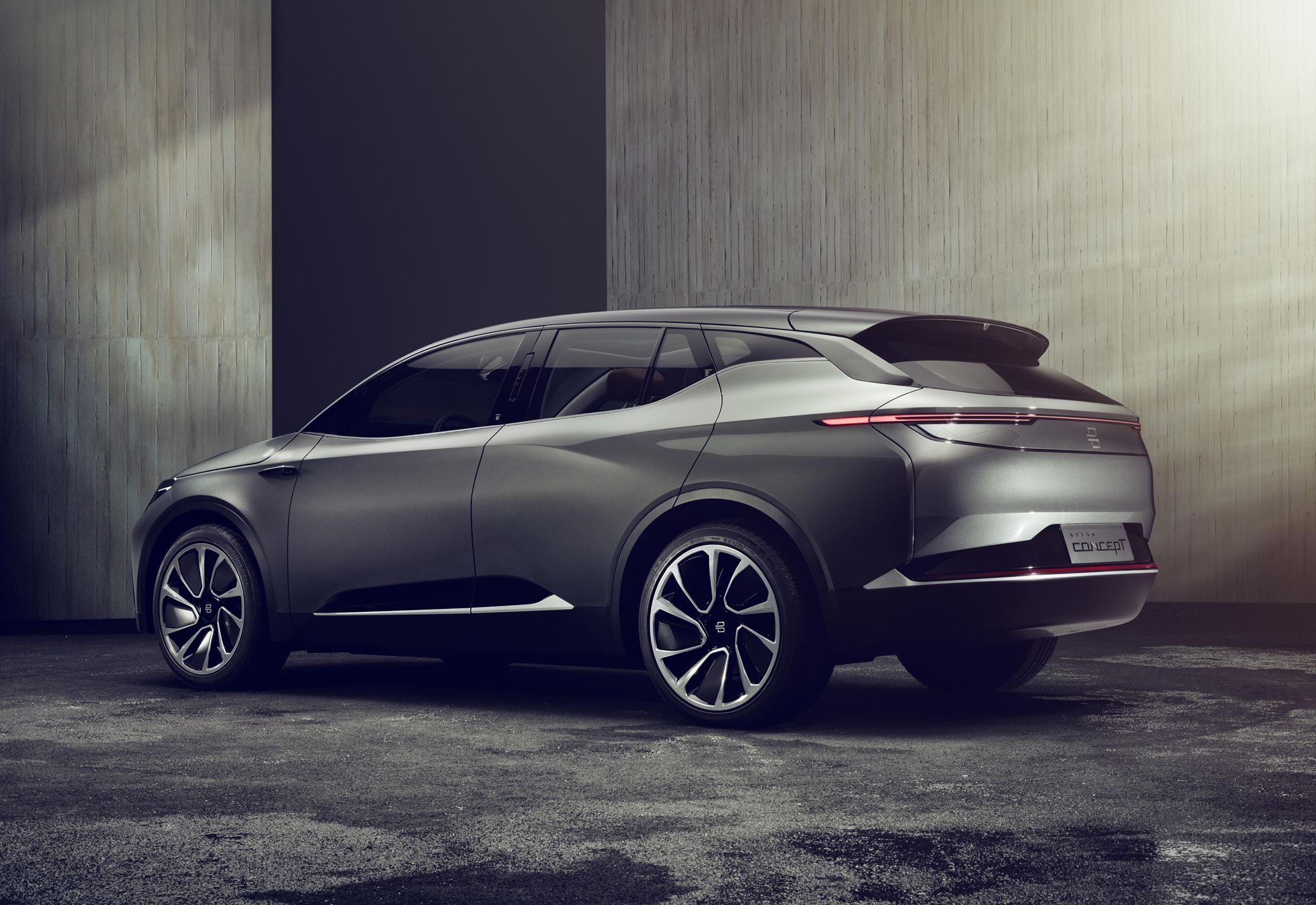 Byton Concept doi thu cua Tesla Model X anh 9