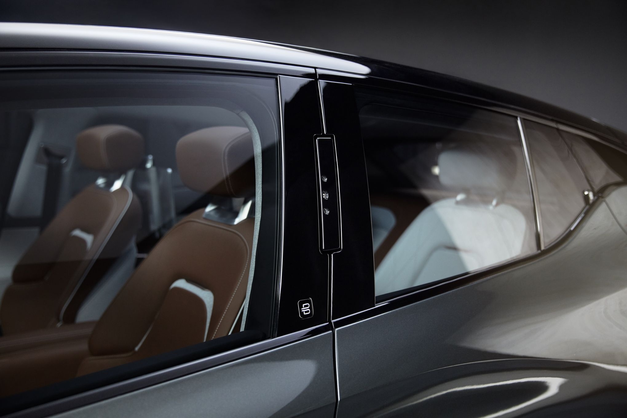 Byton Concept doi thu cua Tesla Model X anh 4