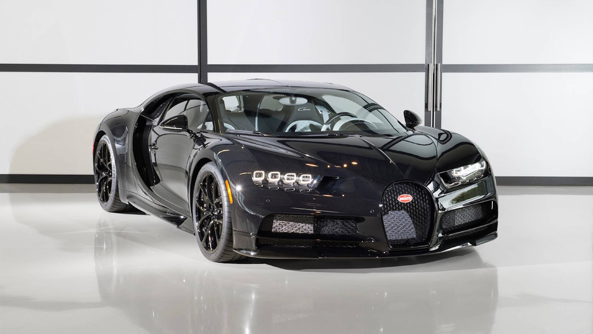 Ban Bugatti Chiron va Pagani Huayra gia 450 Bitcoin hinh anh