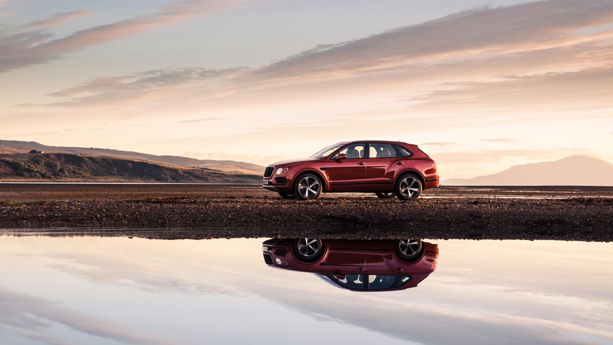 Bentley Bentayga V8 ra mat anh 6