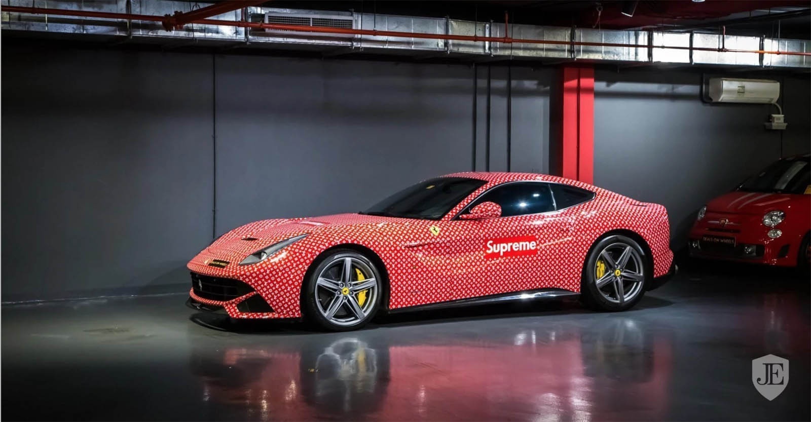 Thieu gia 15 tuoi ban Ferrari F12 Berlinetta Supreme x Louis Vuitton hinh anh