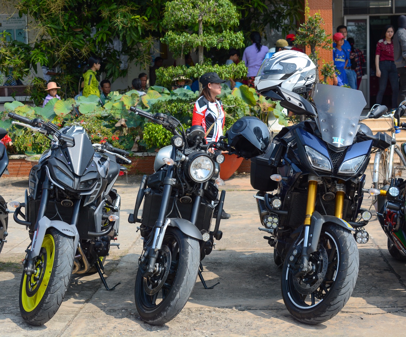 Dan moto phan khoi lon di tu thien Long An anh 6