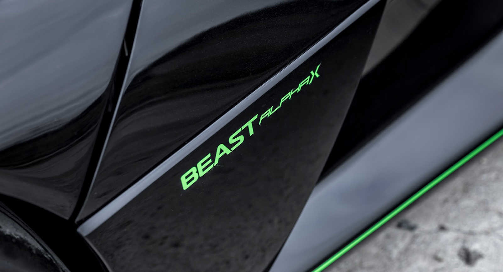 Rezvani Beast Alpha X Blackbird ra mat anh 8