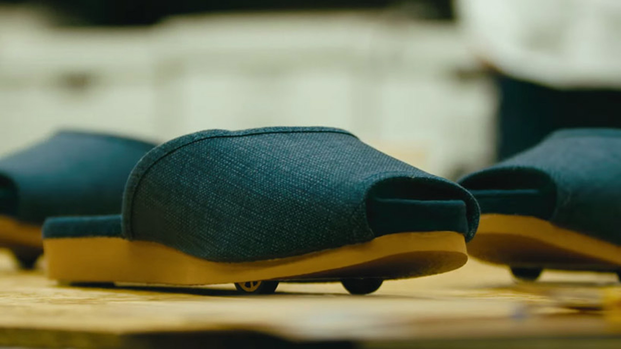 Dep tu quay ve cho cu cua Nissan anh 5