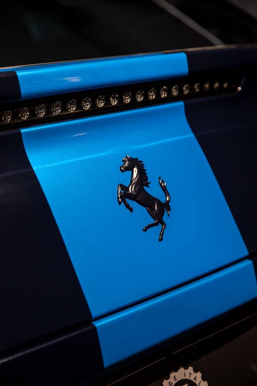 Ferrari GTC4Lusso mau xanh doc nhat anh 2