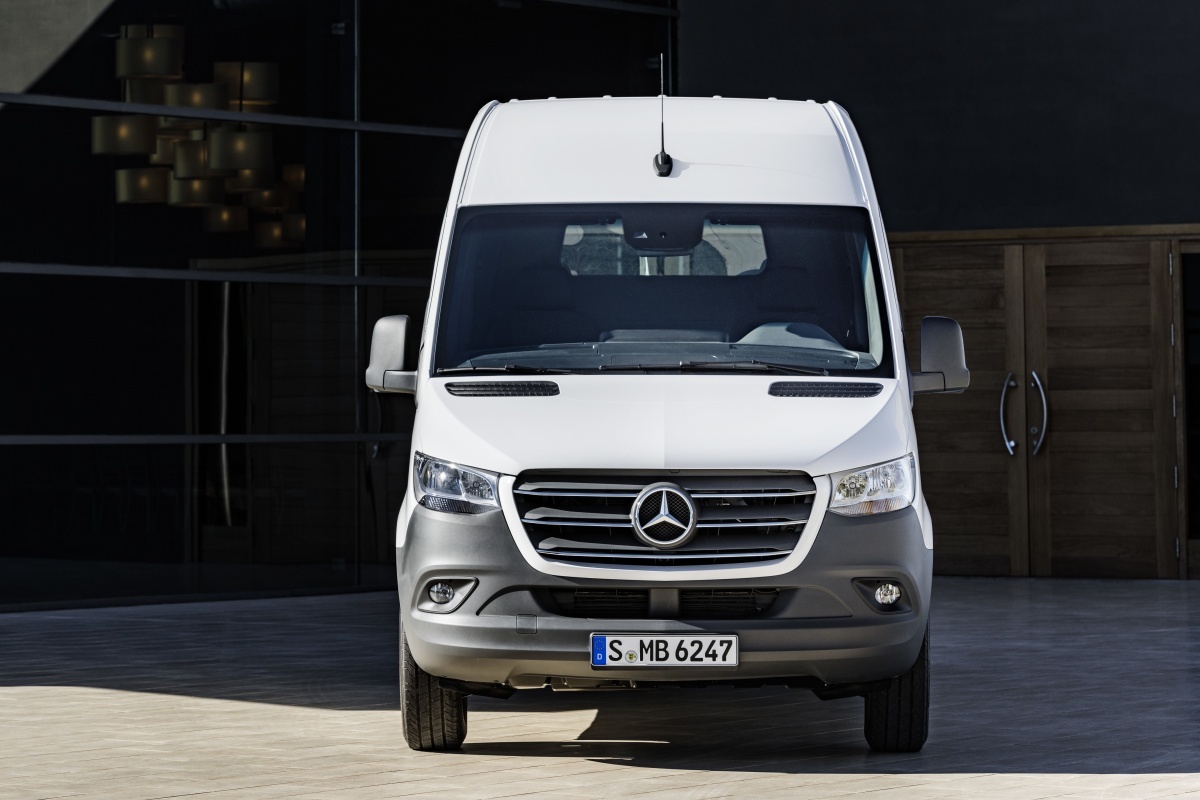 Mercedes Sprinter 2018 ra mat anh 3
