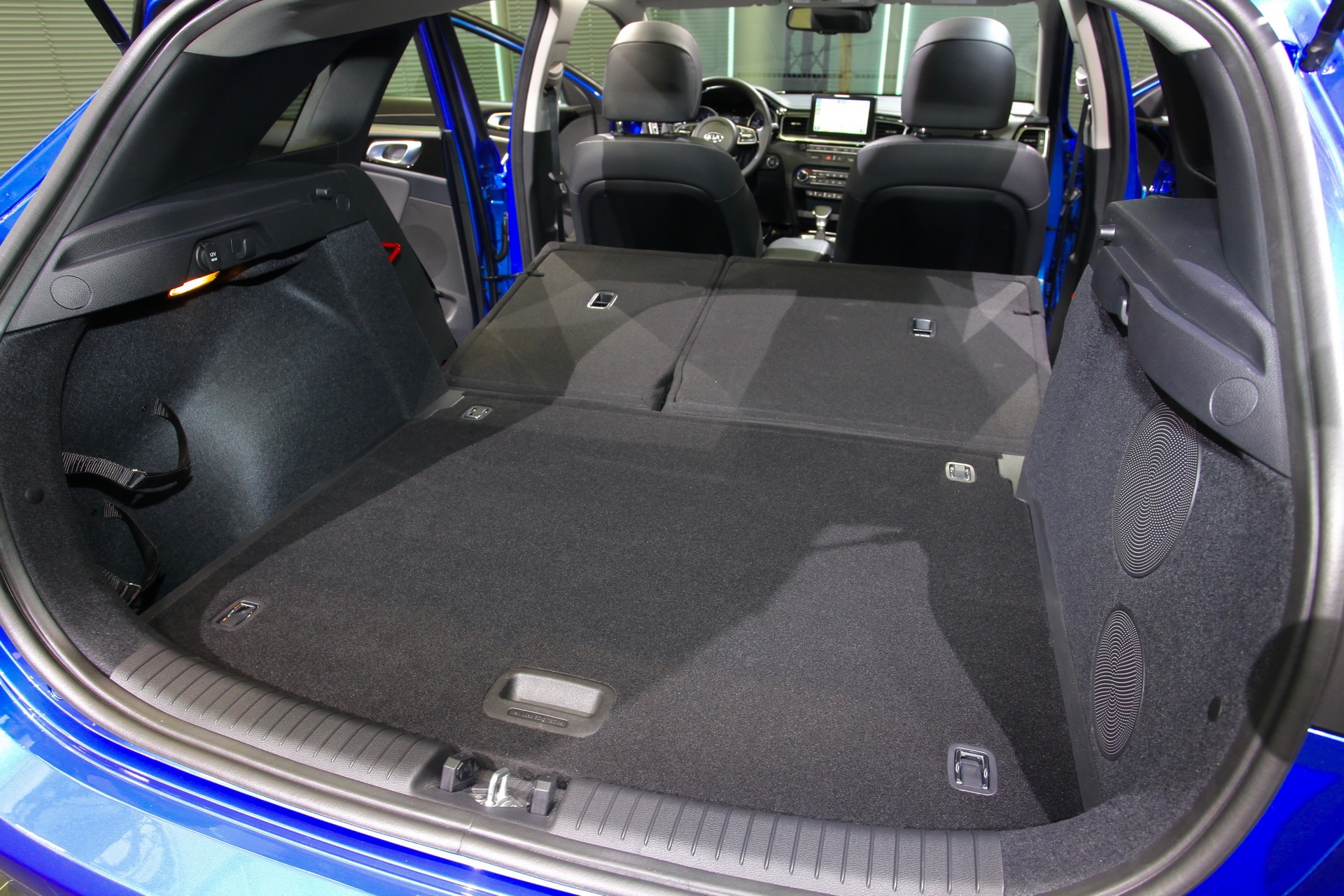 Kia Ceed the he moi ra mat anh 8