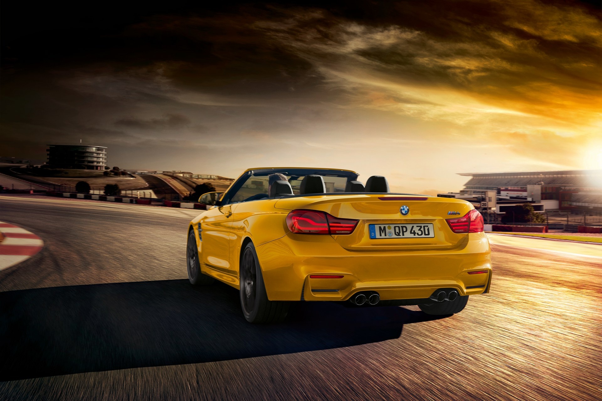 BMW M4 Convertible Edition 30 Jahre ra mat anh 5