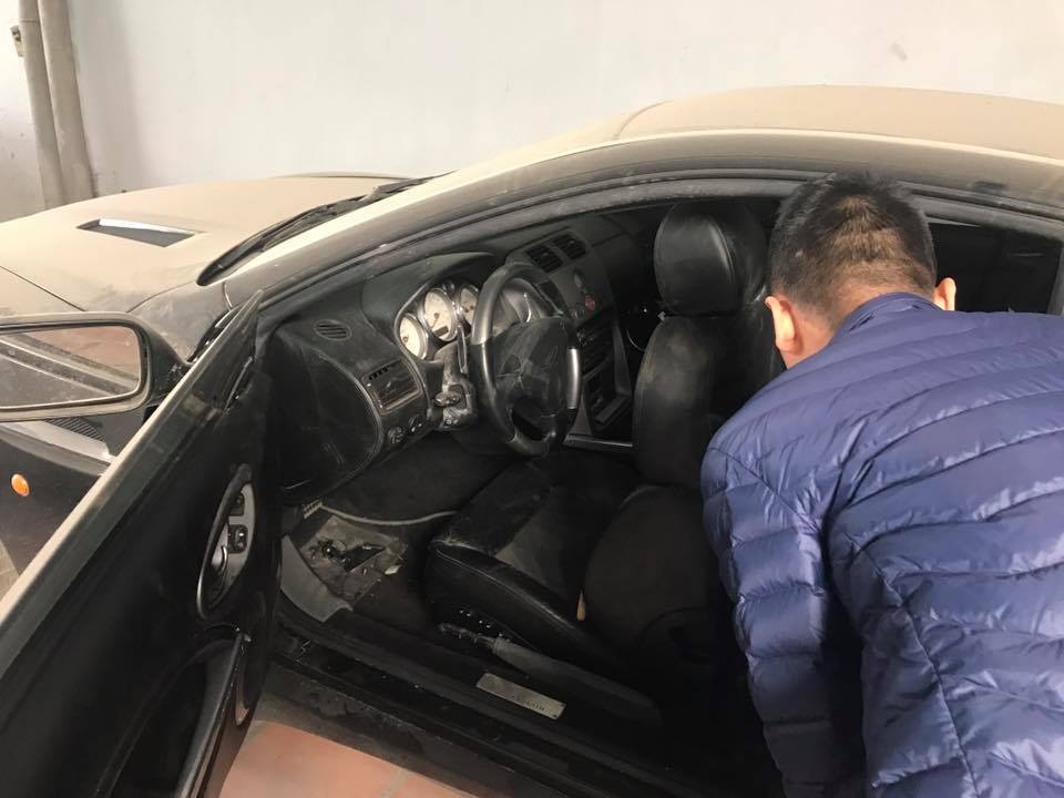 Aston Martin Vanquish bi bo roi tai Viet Nam anh 2