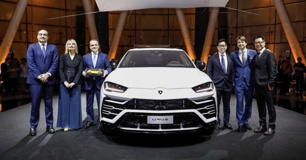 Lamborghini Urus ra mat tai Dong Nam A, gia 255.000 USD hinh anh