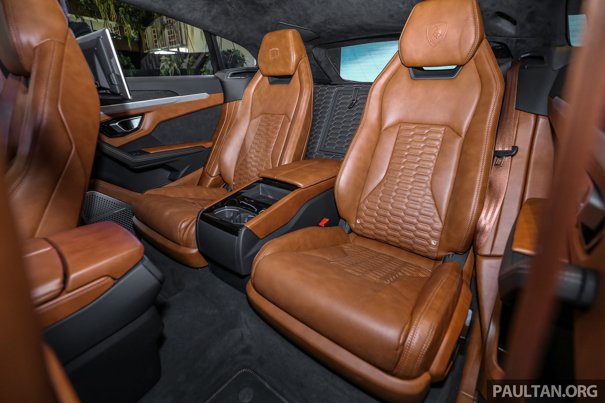 Lamborghini Urus thứ hai ra mắt ảnh 13 Lamborghini Urus thu hai ra mat anh 13