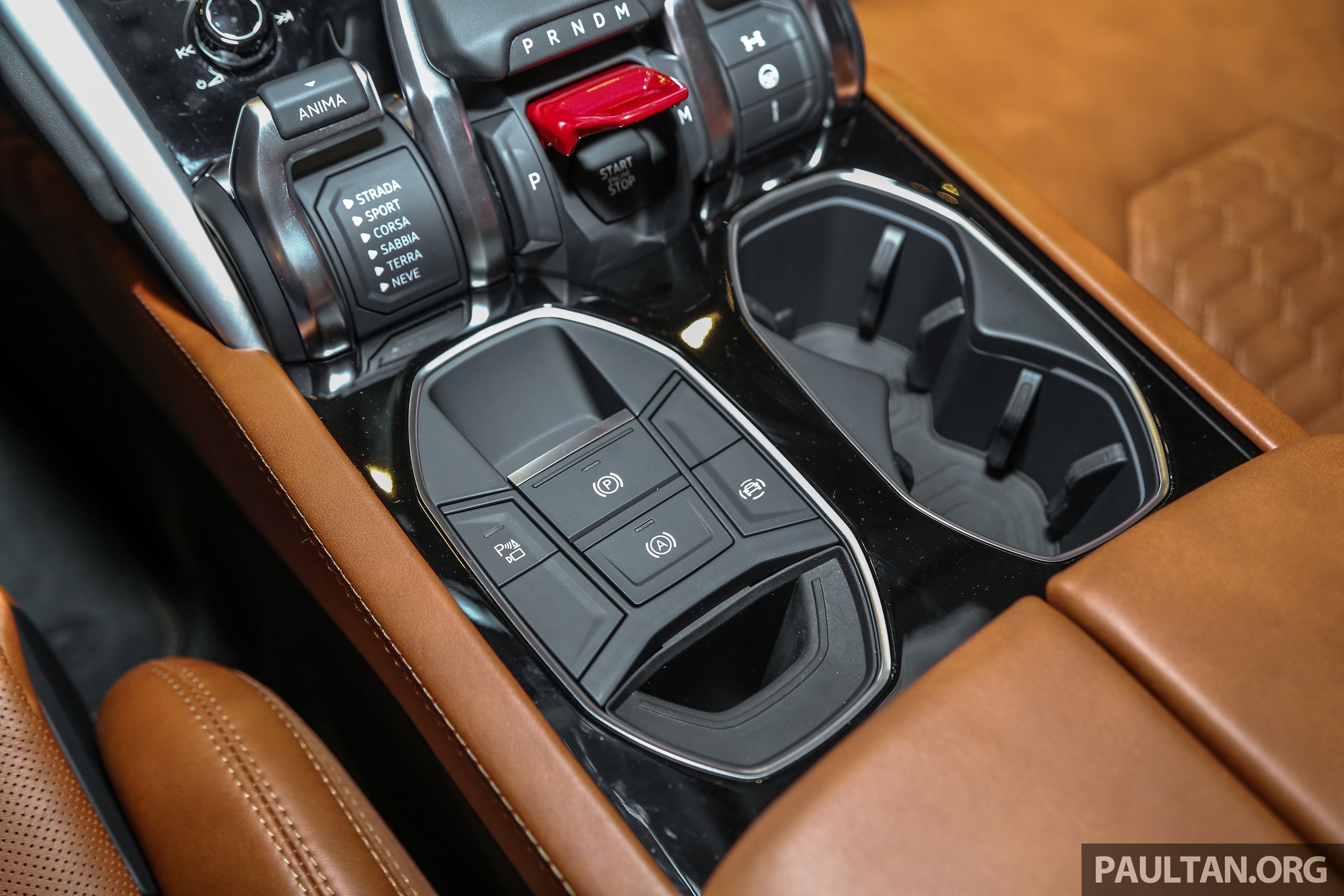 Lamborghini Urus thứ hai ra mắt ảnh 10 Lamborghini Urus thu hai ra mat anh 10
