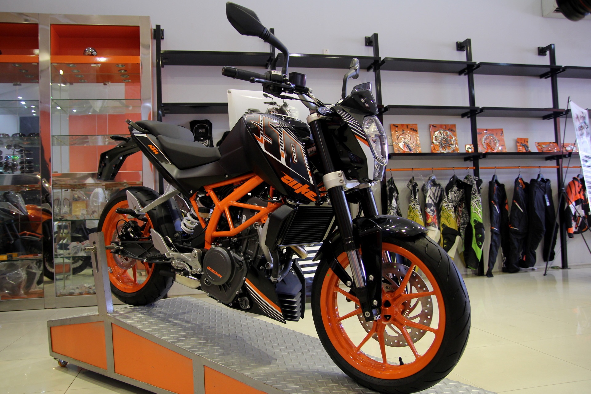 Nhung mau moto phan khoi lon gia duoi 150 trieu anh 2