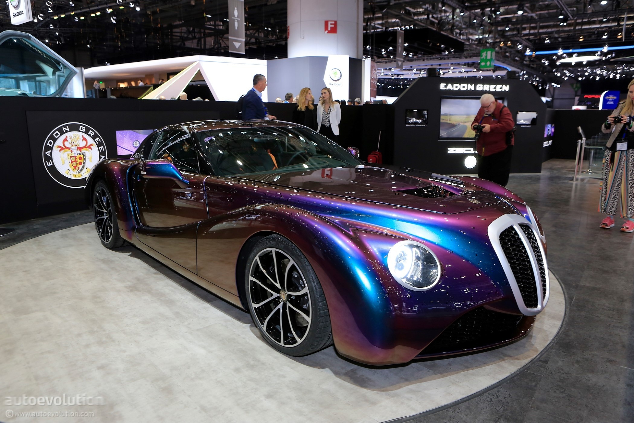 Chevrolet Corvette ''thay ao'' gia trieu bang Anh anh 1