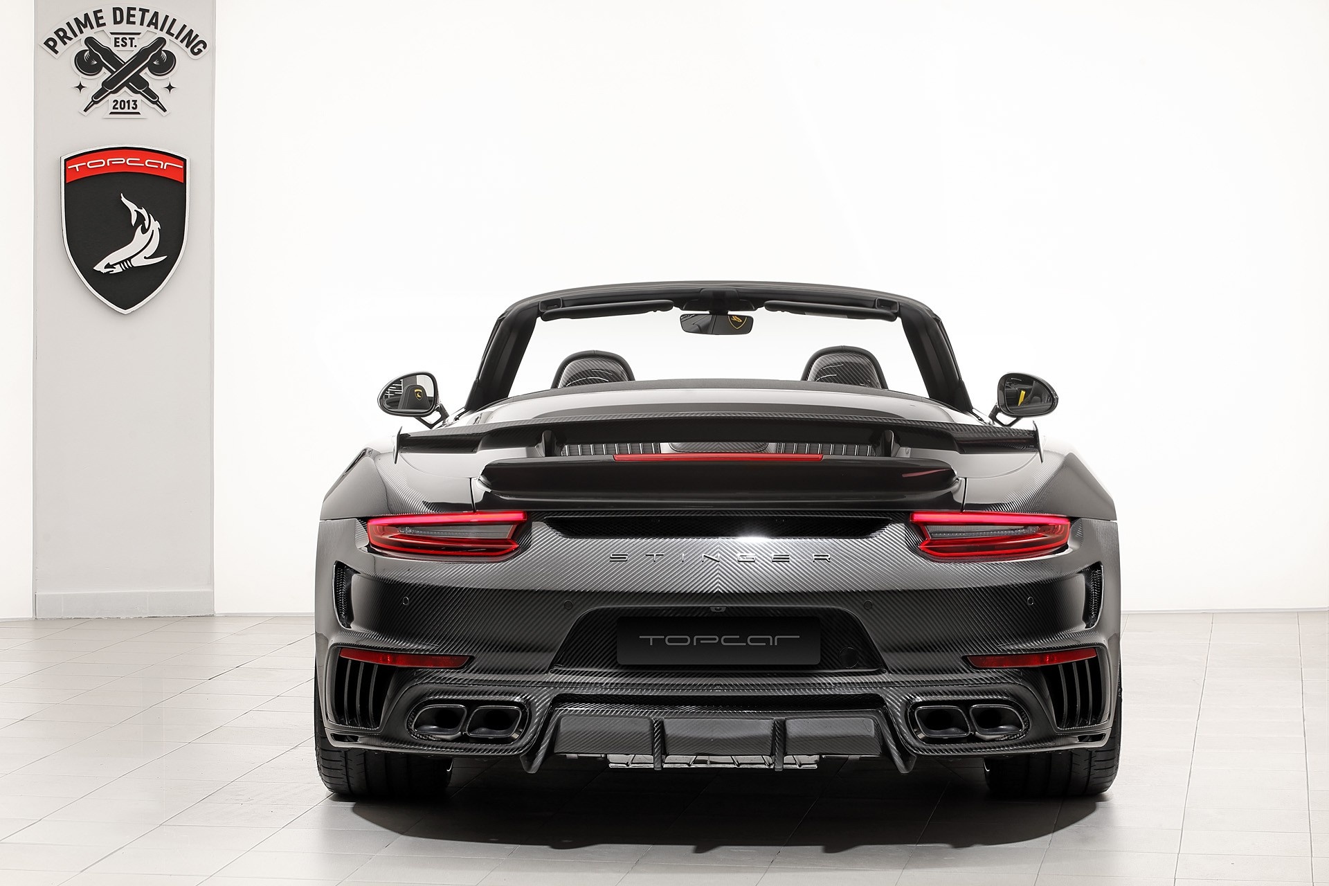 Porsche 911 Turbo dat vang va carbon anh 7