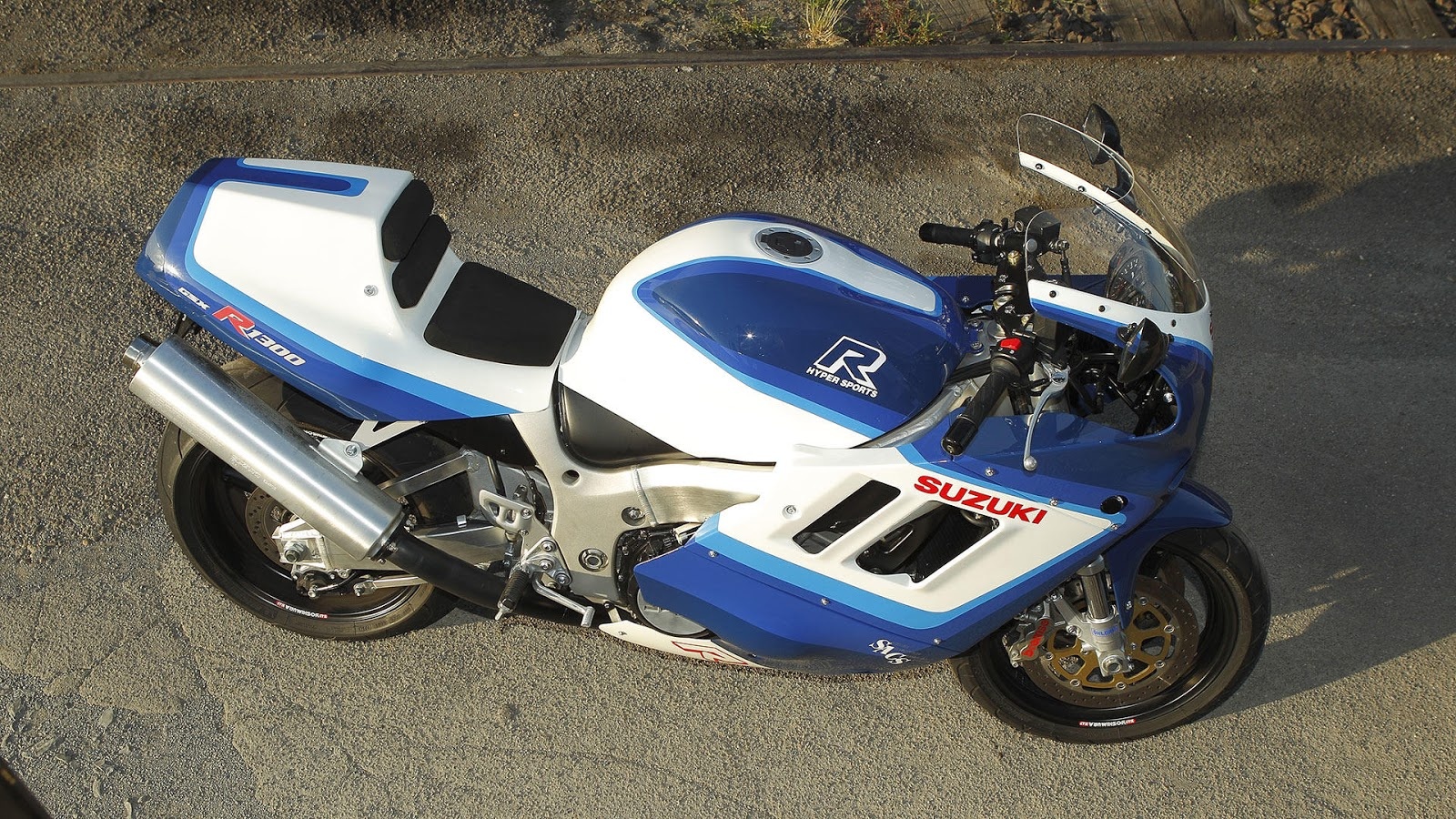 Suzuki Hayabusa ''xuong doi'' Suzuki GSX-R1100 anh 6