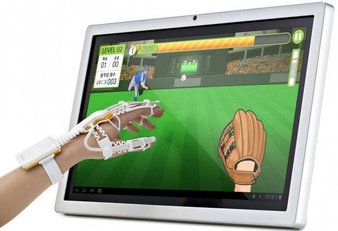 Gang tay robot ho tro tri lieu cuc doc dao hinh anh