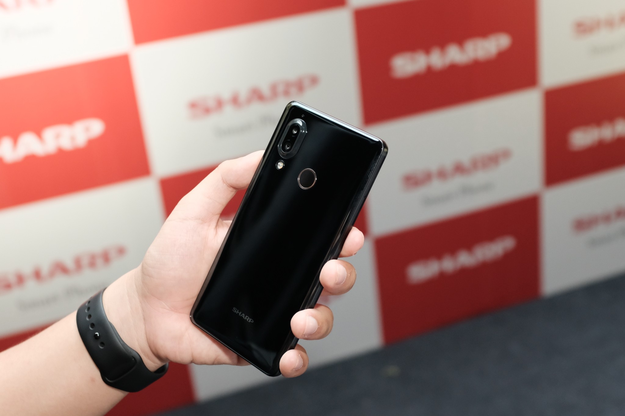 Aquos S3 va A2 Lite anh 1