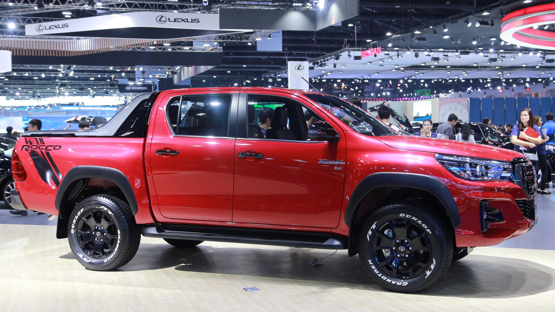 Toyota Hilux Rocco 2018 bản thể thao ảnh 3 Toyota Hilux Rocco 2018 ban the thao anh 3