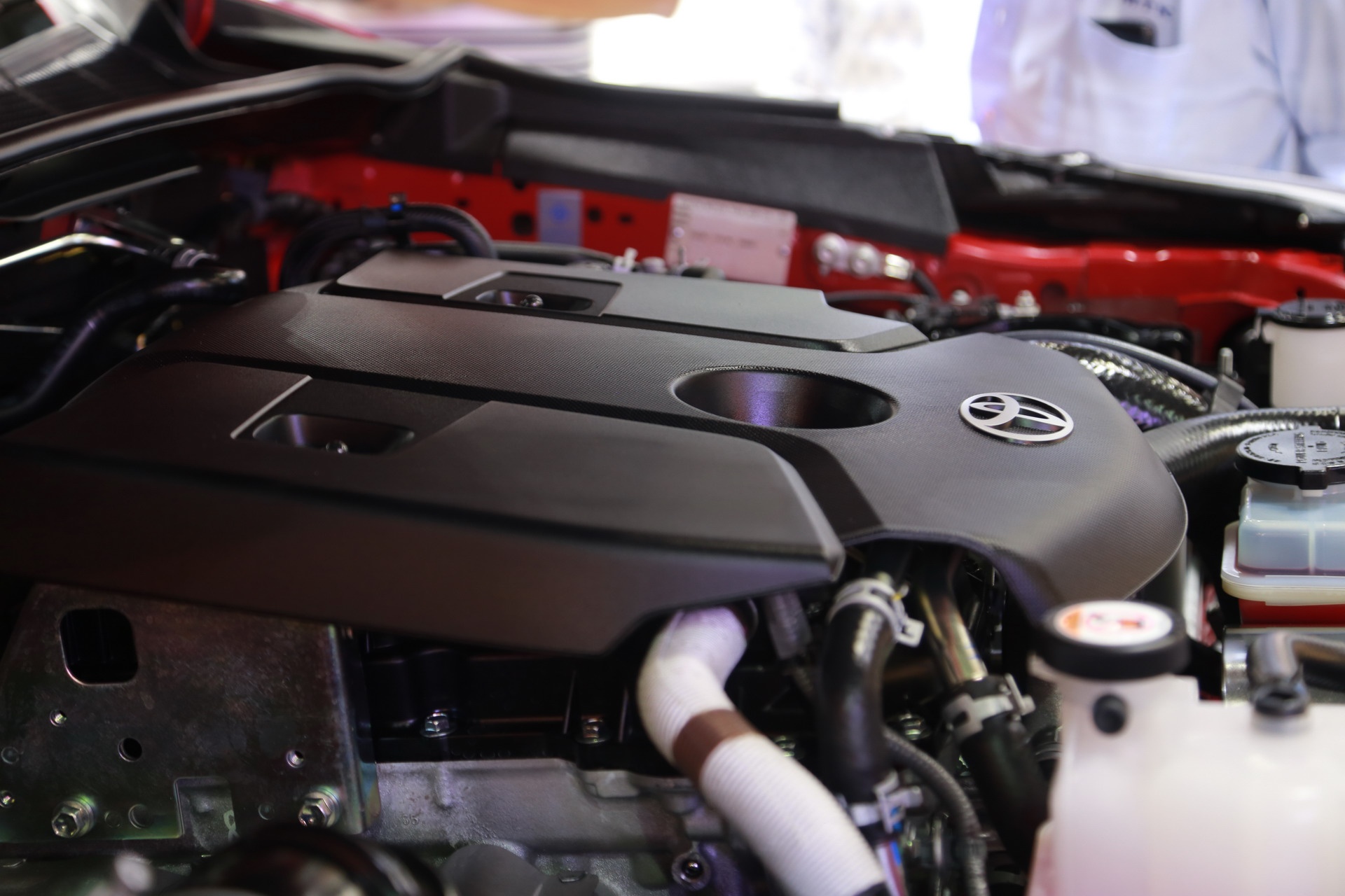 Toyota Hilux Rocco 2018 ban the thao anh 8