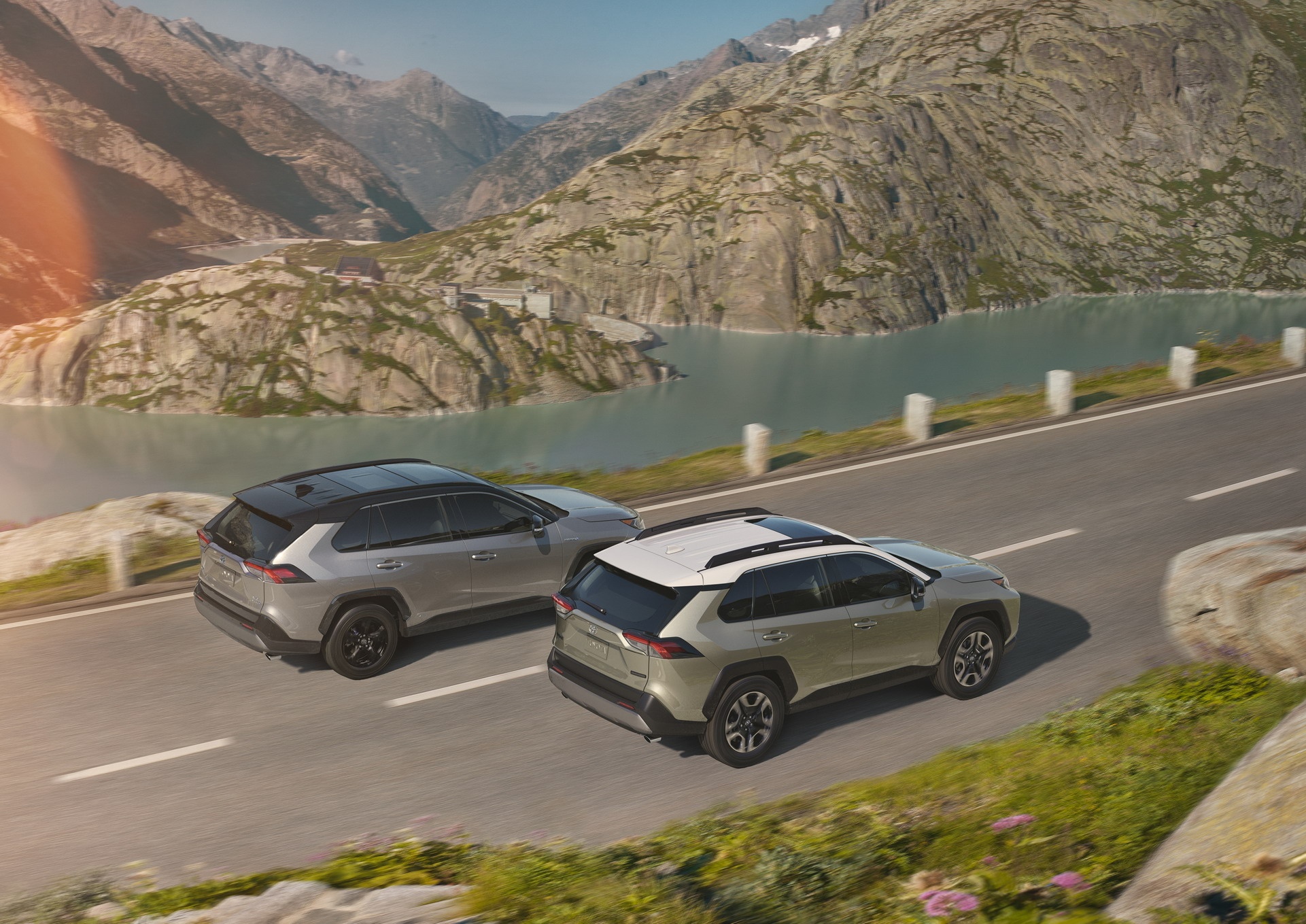 Toyota RAV4 2019 ra mat anh 9